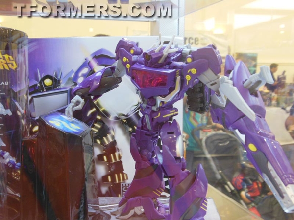 BotCon 2013   Transformers SDCC Images Gallery Metroplex, G1 5 Pack, Shockwaves' Lab  (75 of 101)